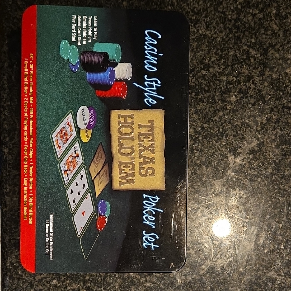 Casino Style Texas Hold 'Em Poker Set